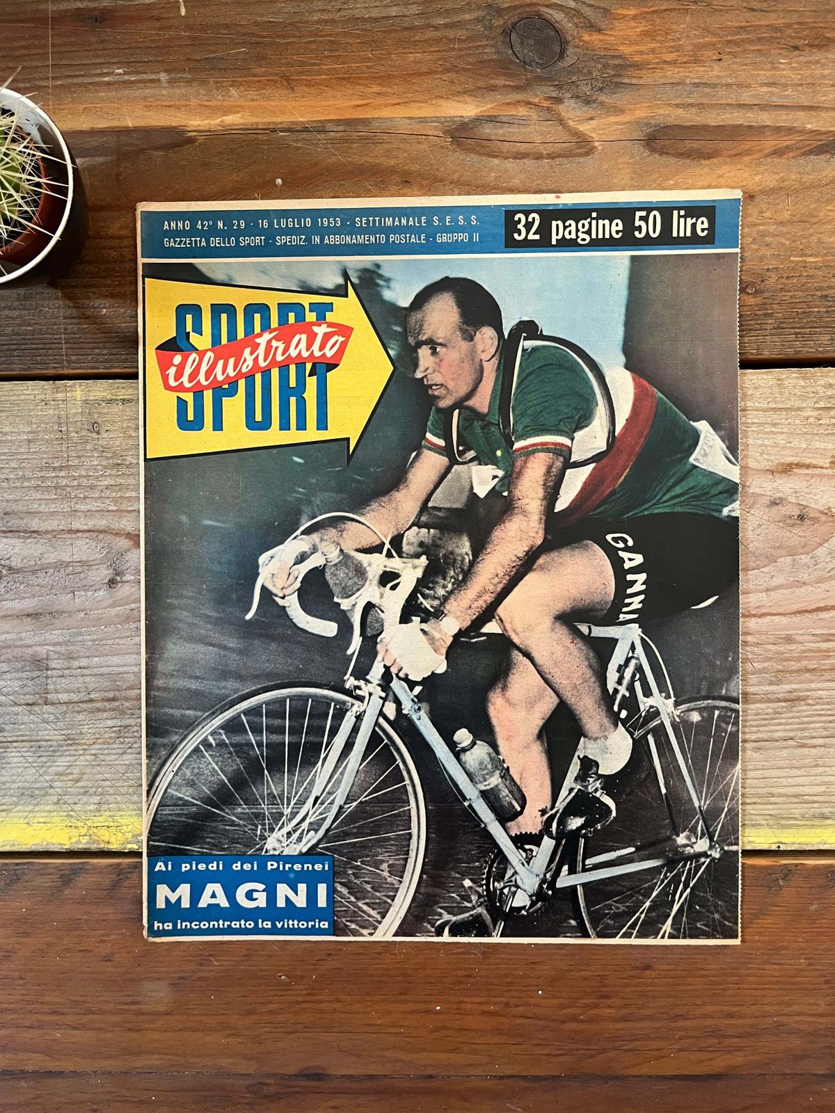 Vintage Cycling Print  Fiorenzo Magni 1953 photo furniture