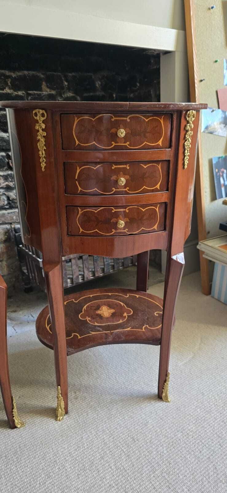 A Pair Of Louis XV Style Gilt Metal Mounted Inlaid Bedside Tables 20th Century photo 350.0