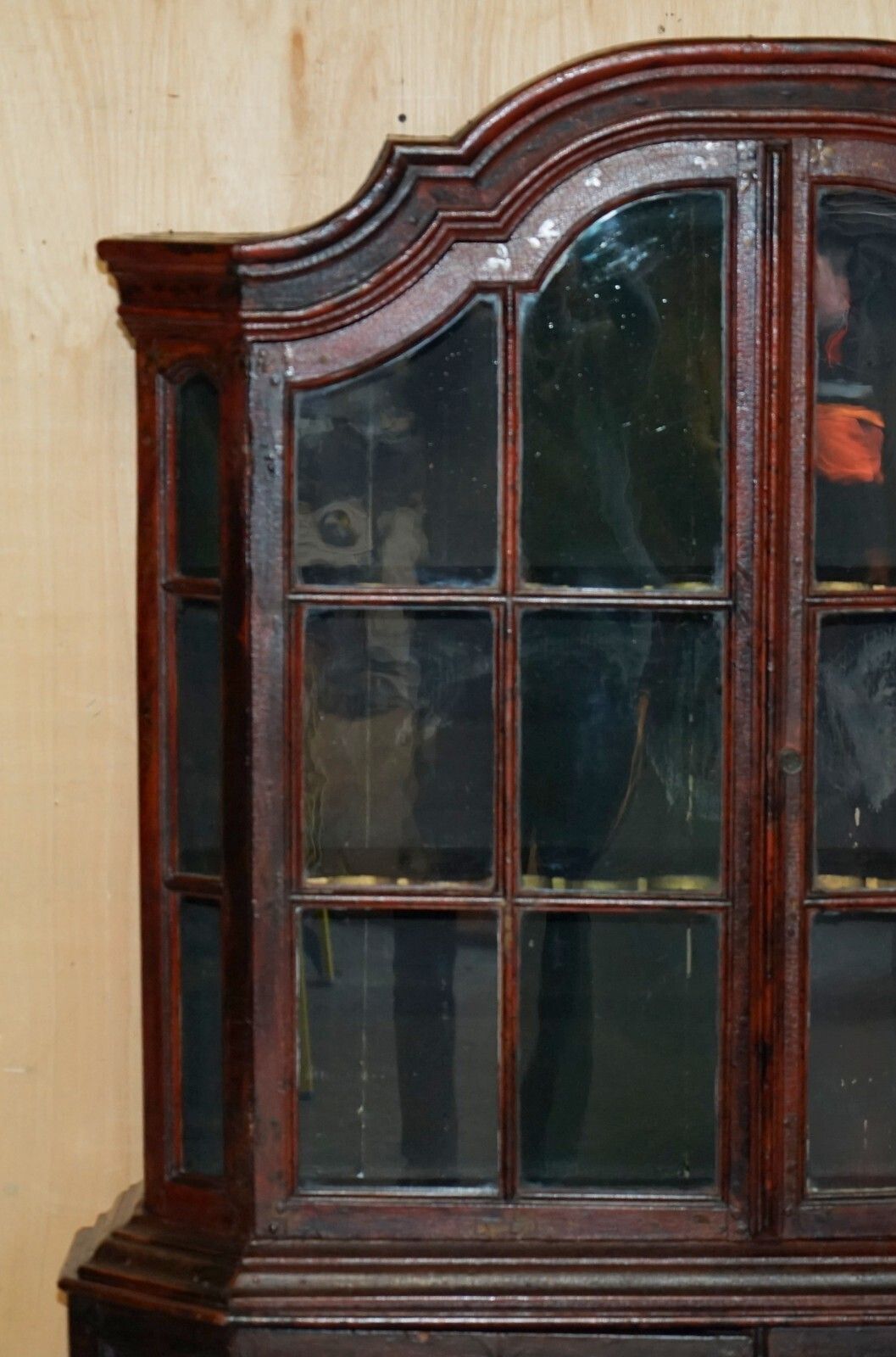 photo furniture Exquisite Antique 18th Century Chinese Chinoiserie 1780 China Cabinet Cupboard