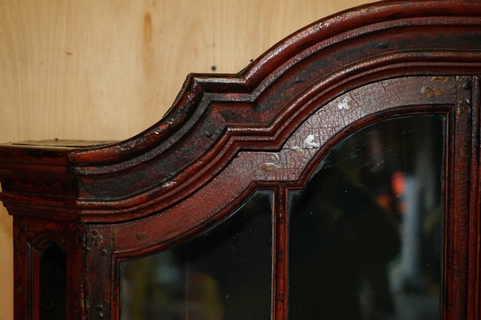 photo buy Exquisite Antique 18th Century Chinese Chinoiserie 1780 China Cabinet Cupboard