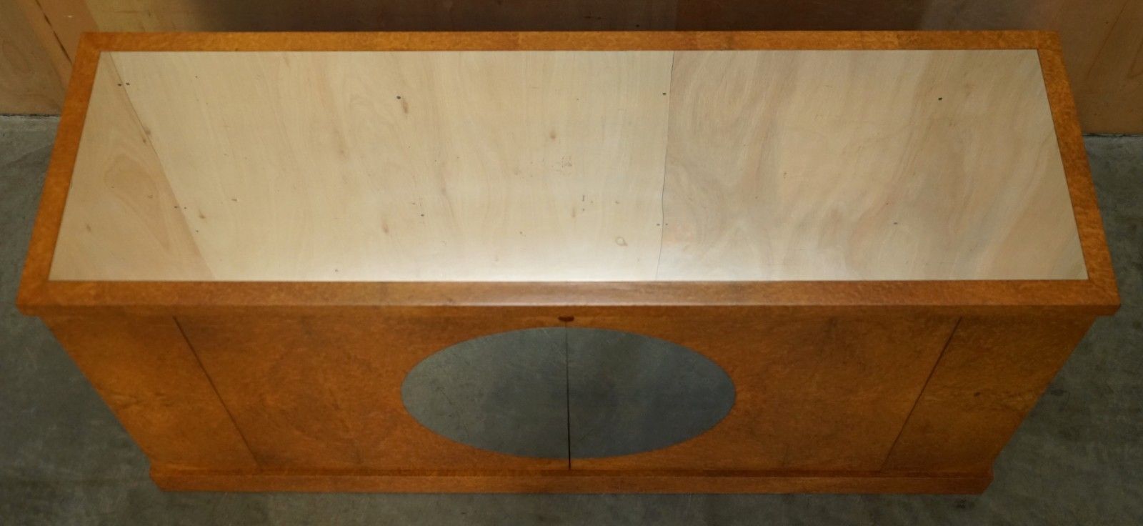 photo vintage Important Soane Britain Rrp £45,000 Made For Bentley Amboyna Burl Sideboard
