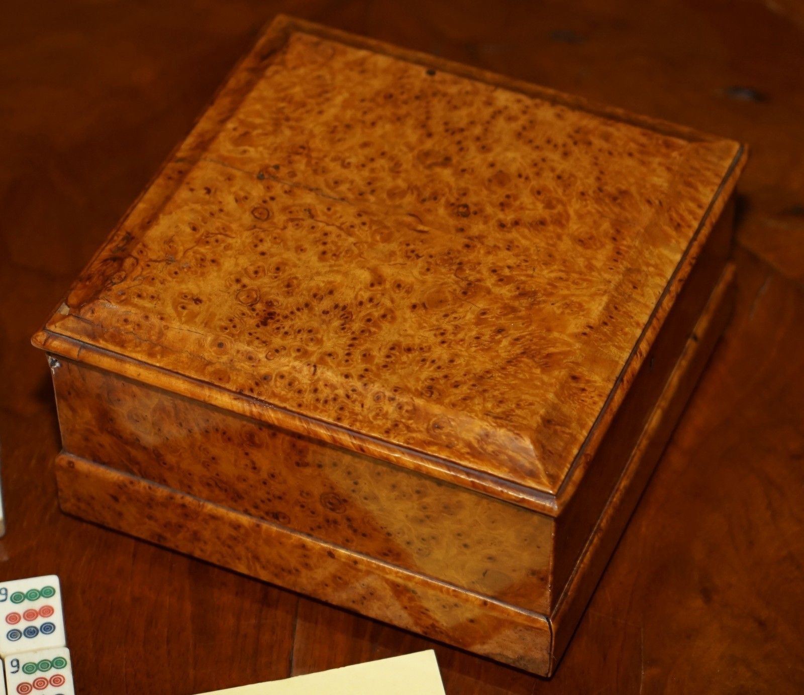 photo furniture Antique Circa 1920 Chinese Mahjong Set + Counters In Original Amboyna Wood Case