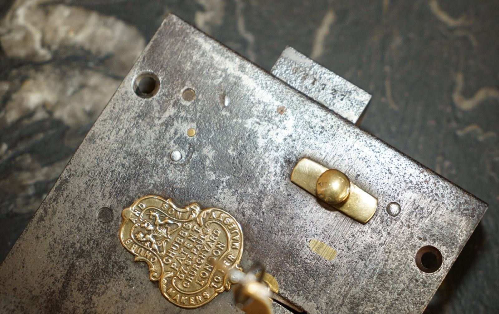 795.0 Stunning Antique Victorian Restored Brass Chubb And Son Coat Of Arms Door Lock photo