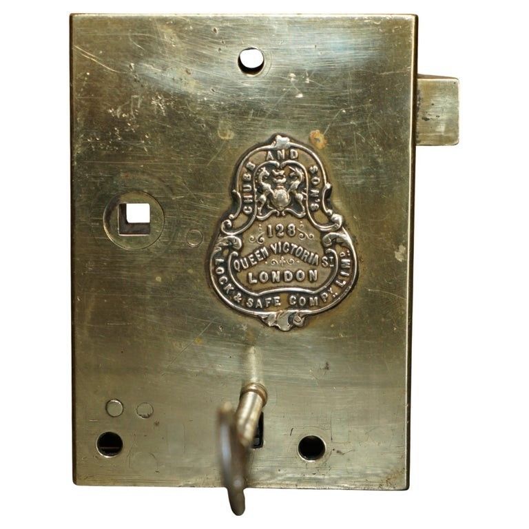 Stunning Antique Victorian Restored Brass Chubb And Son's Coat Of Arms Door Lock