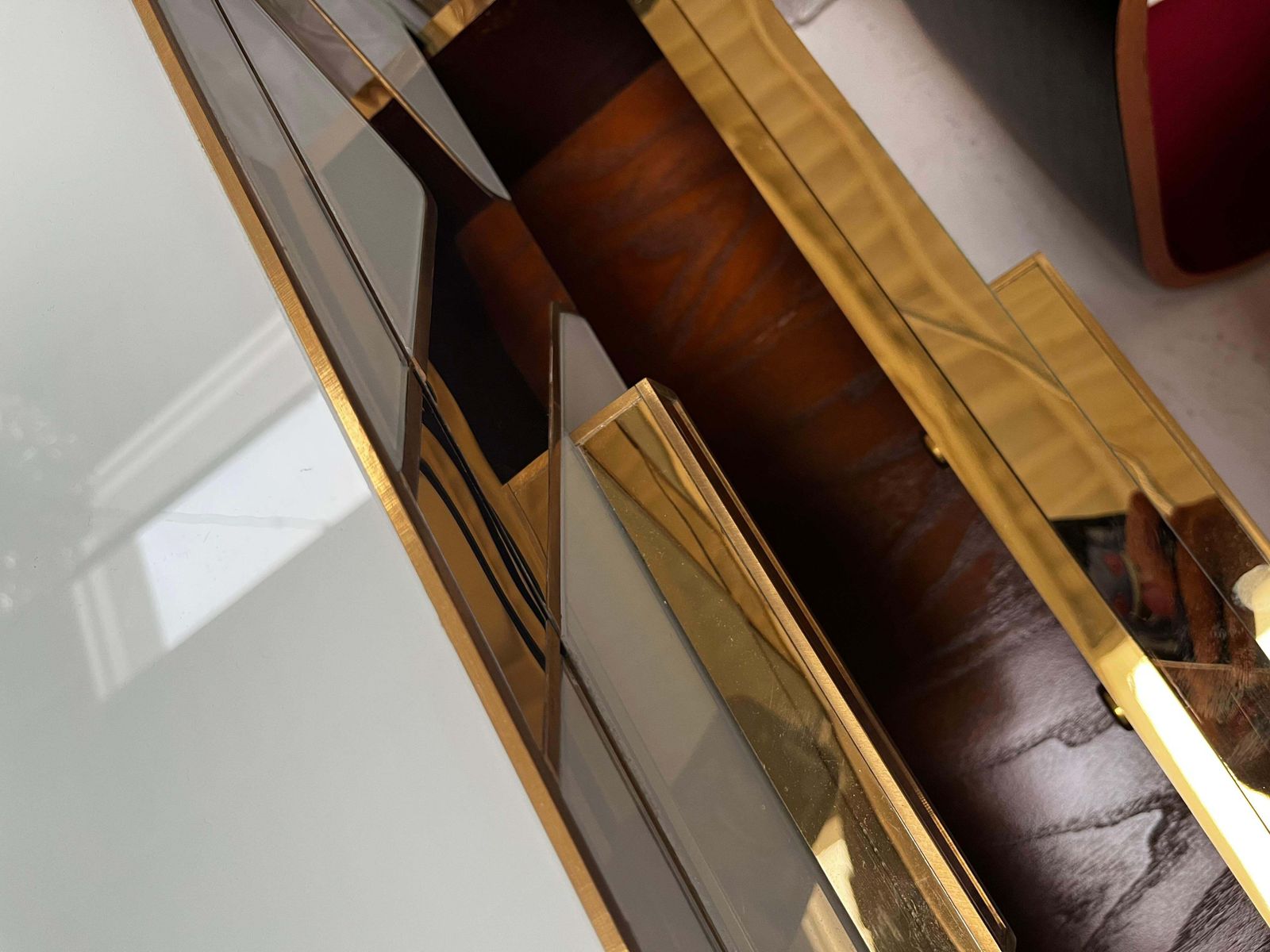 Pair Of Contemporary Italian Bedside Tables In Solid Wood And Glass By La Studio A photo vintage