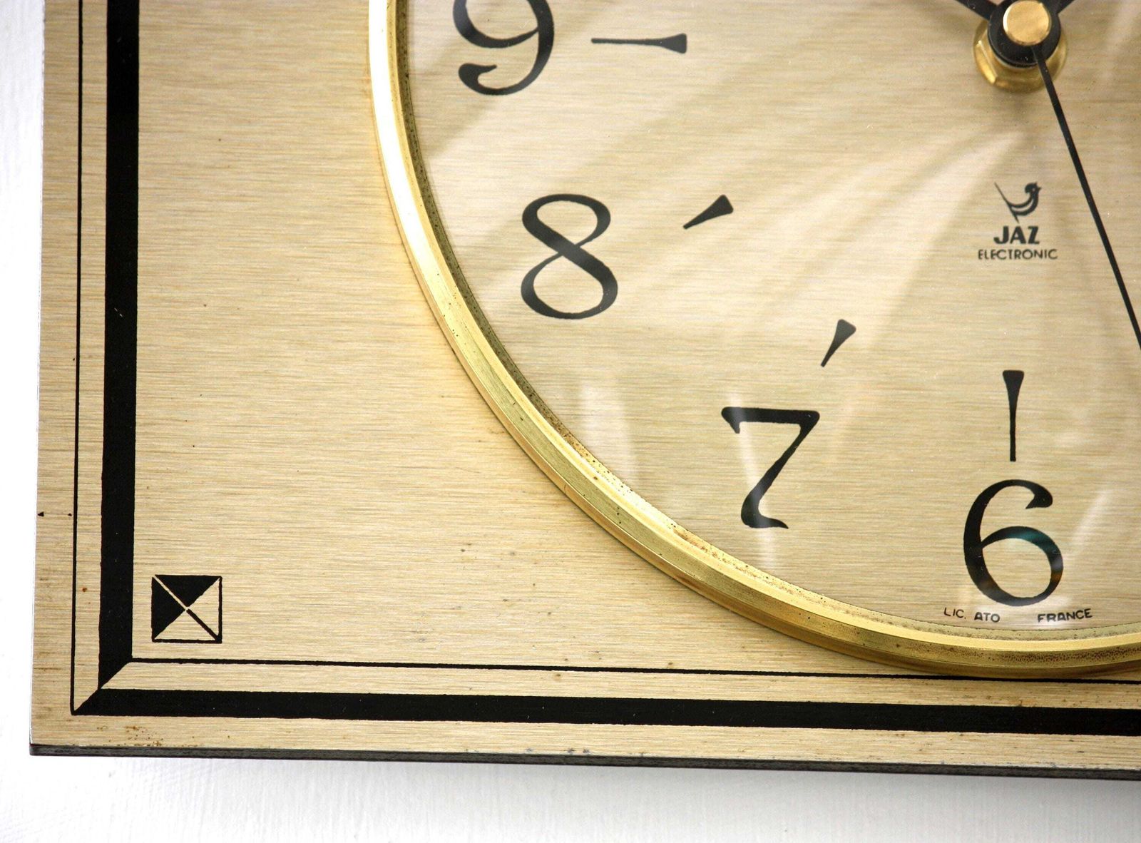 Vintage Jaz Wall Clock   28cm French Metal Retro Mid Century Gold Clock Gift Off The Wall Clocks photo Home Decor