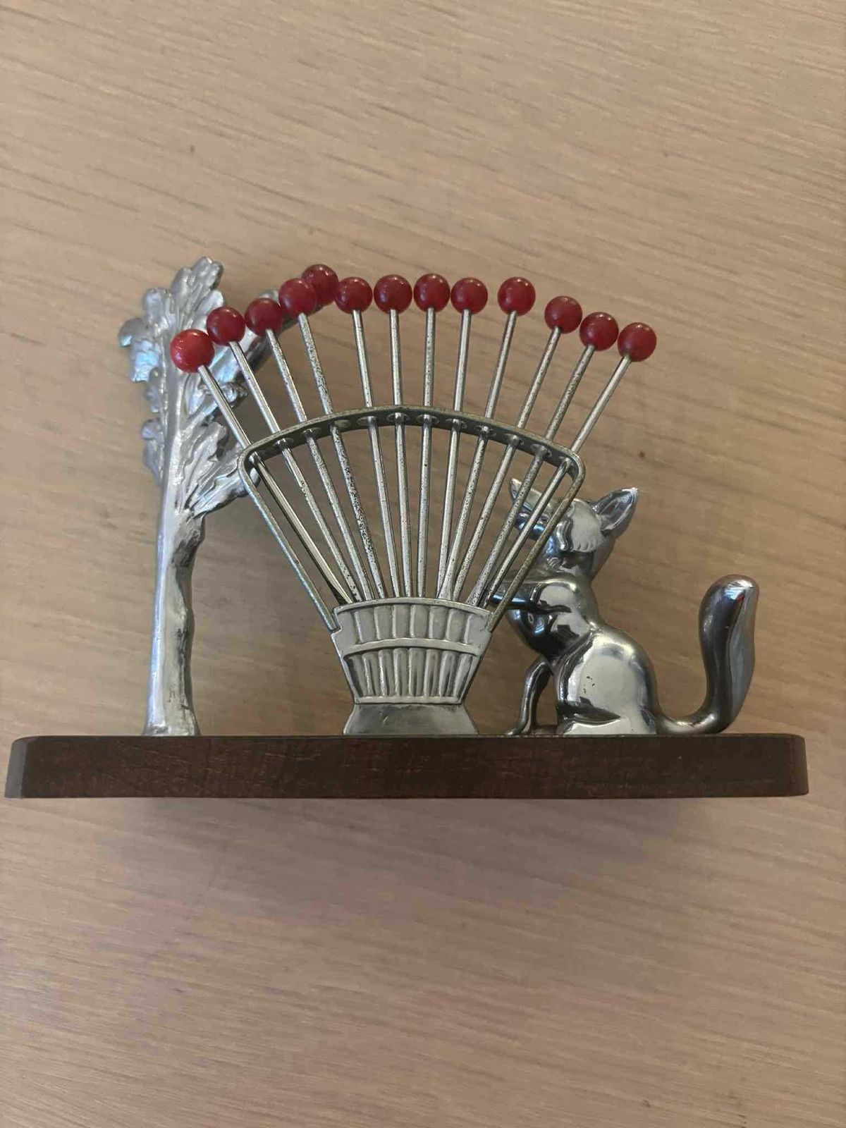 photo vinterior Art Deco Escargot Pickset, Jaren 1930, Franse Fabel, Bakeliet & Palissander