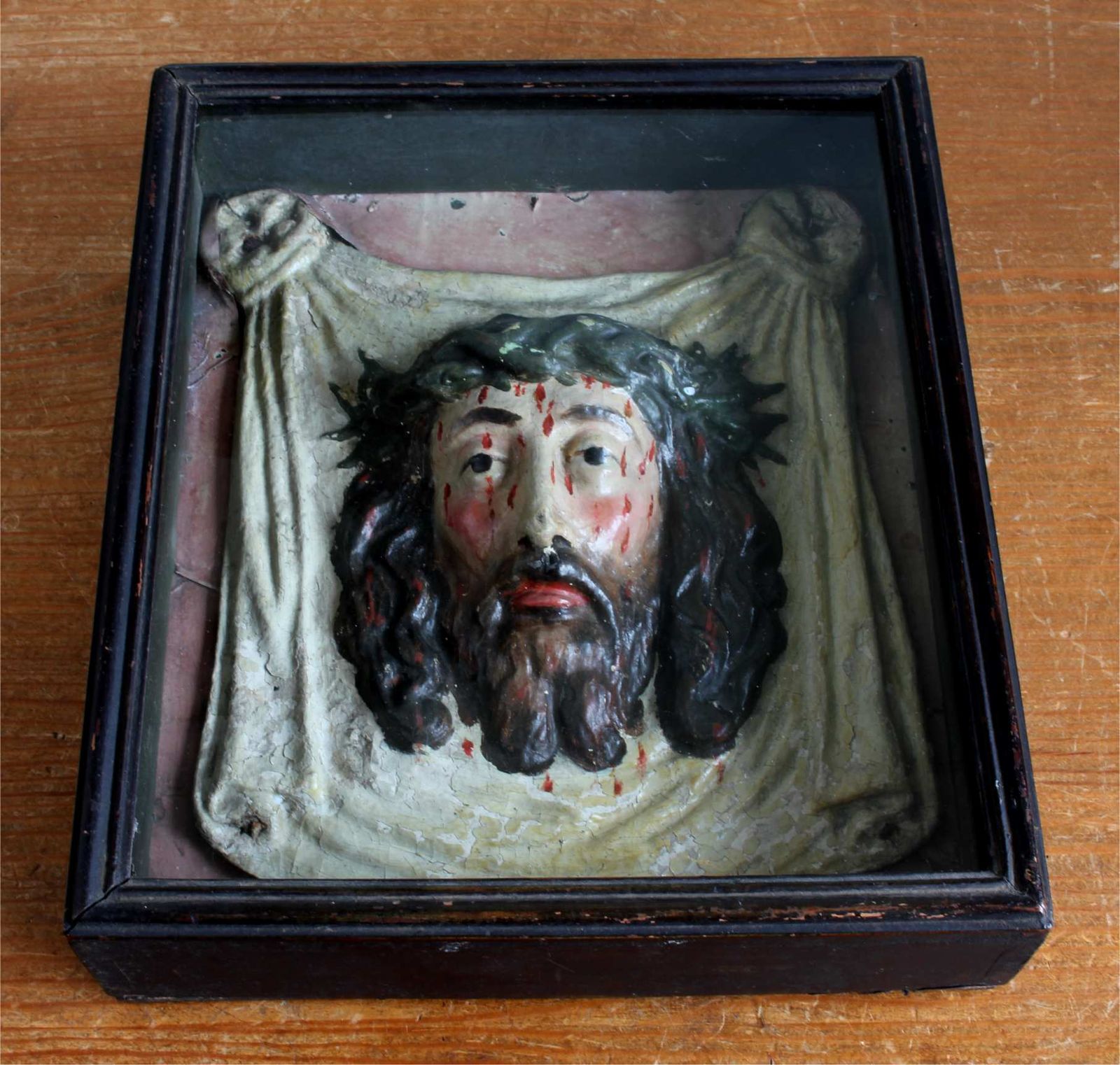 Antique Jesus Christ Veil Of Veronica. Papier Mache Display Case. 1800s. photo furniture