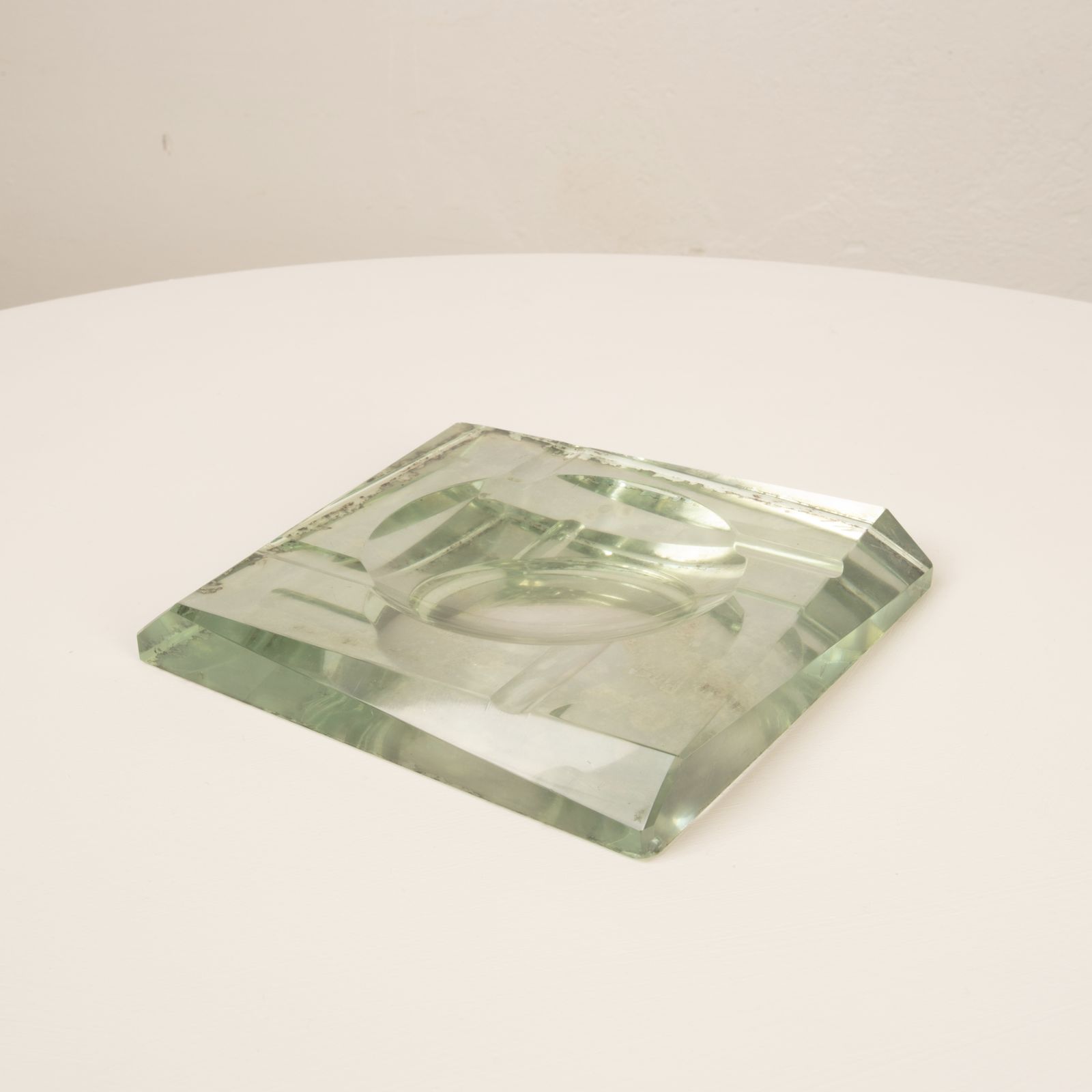 photo for sale Crystal Ashtray Designed By Pietro Chiesa For Fontana Arte 1940