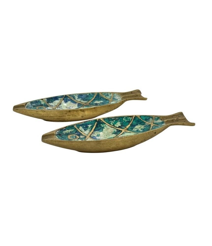photo furniture A Pair Of 1950s Malachite And Brass Fish Ashtrays By Pepe Mendoza