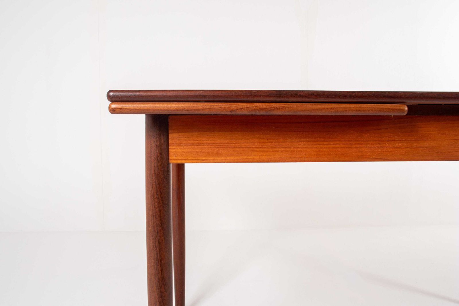 Mid Century Teak Extendable Dining Table – Scandinavian Design, 1960s photo 1233.0
