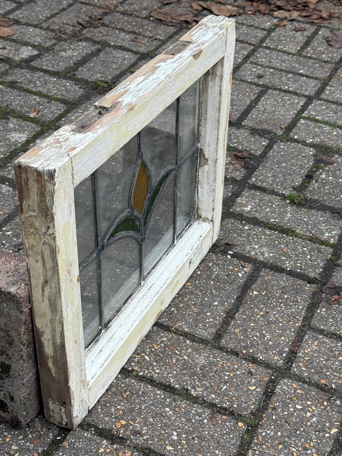 photo vinterior Original 1930s Art Deco Stained Glass Yellow Tulip Design Window Panel 46cm X 36cm