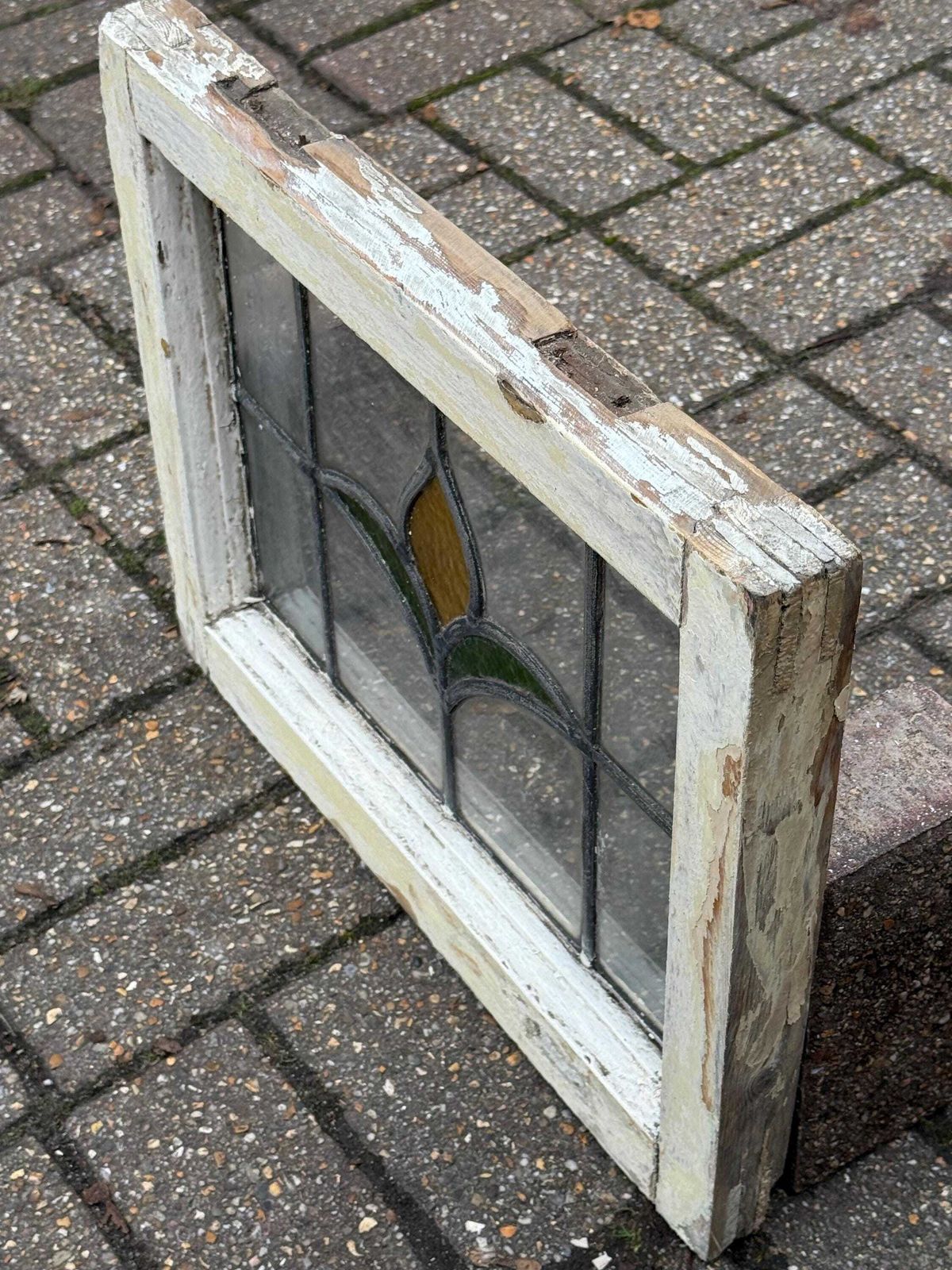 photo vintage Original 1930s Art Deco Stained Glass Yellow Tulip Design Window Panel 46cm X 36cm