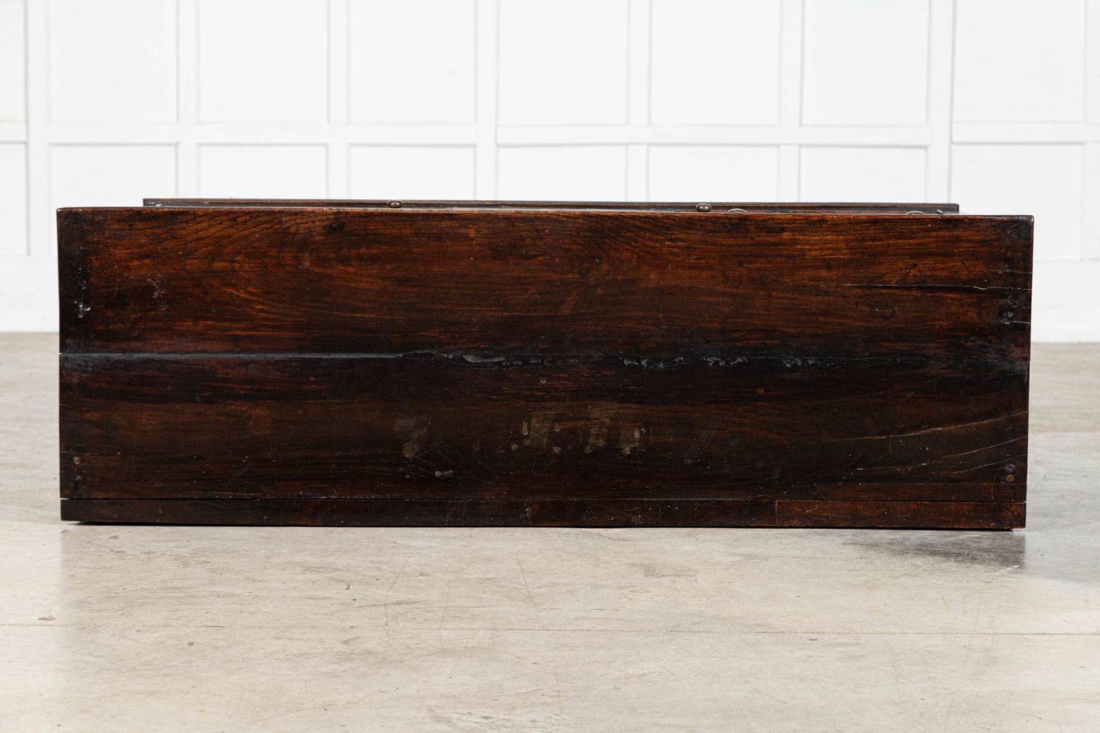 photo furniture Vernacular Oak Dresser Base, 18th Century And Earlier