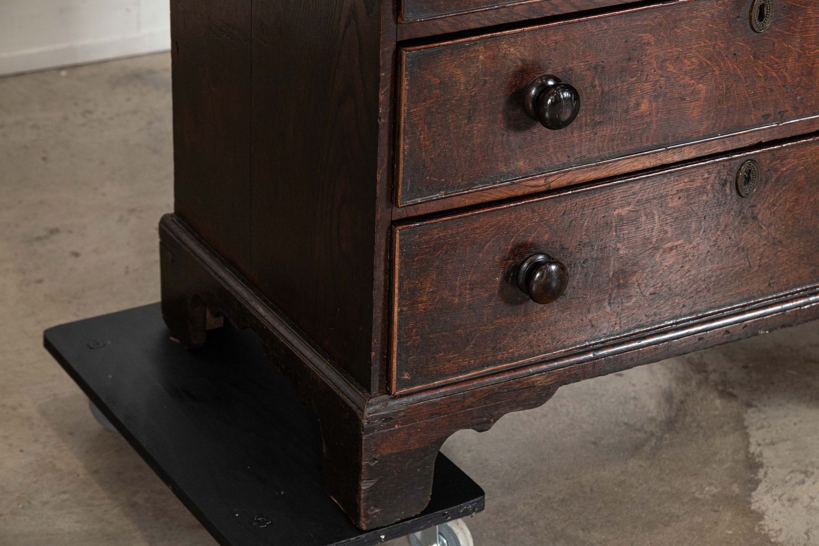2128.0 English 18thc Oak Chest Drawers photo