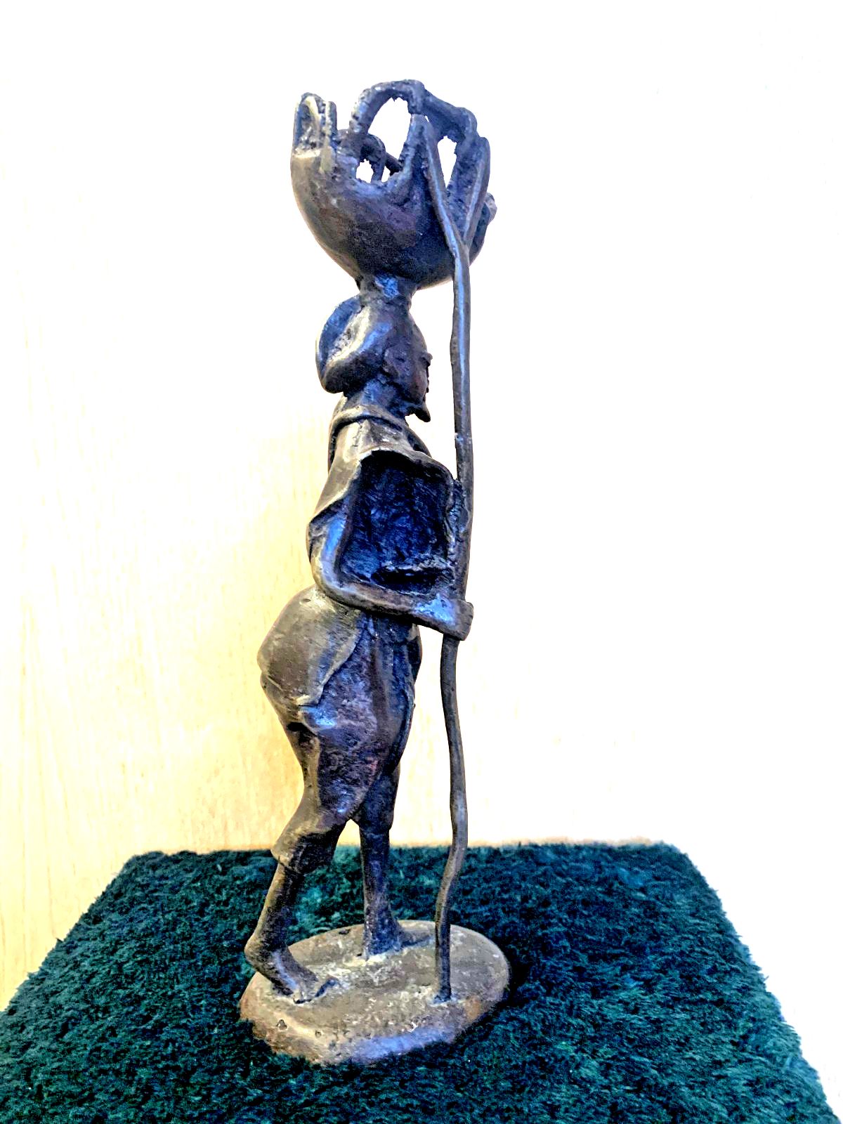 Vintage Bronze West African Statue African Man Carrying Basket, Early 20th C photo vinterior