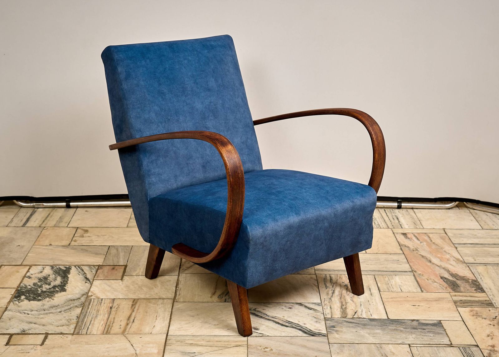 Jindrich Halabala Armchair, Czechoslovakia 1940s photo Furniture