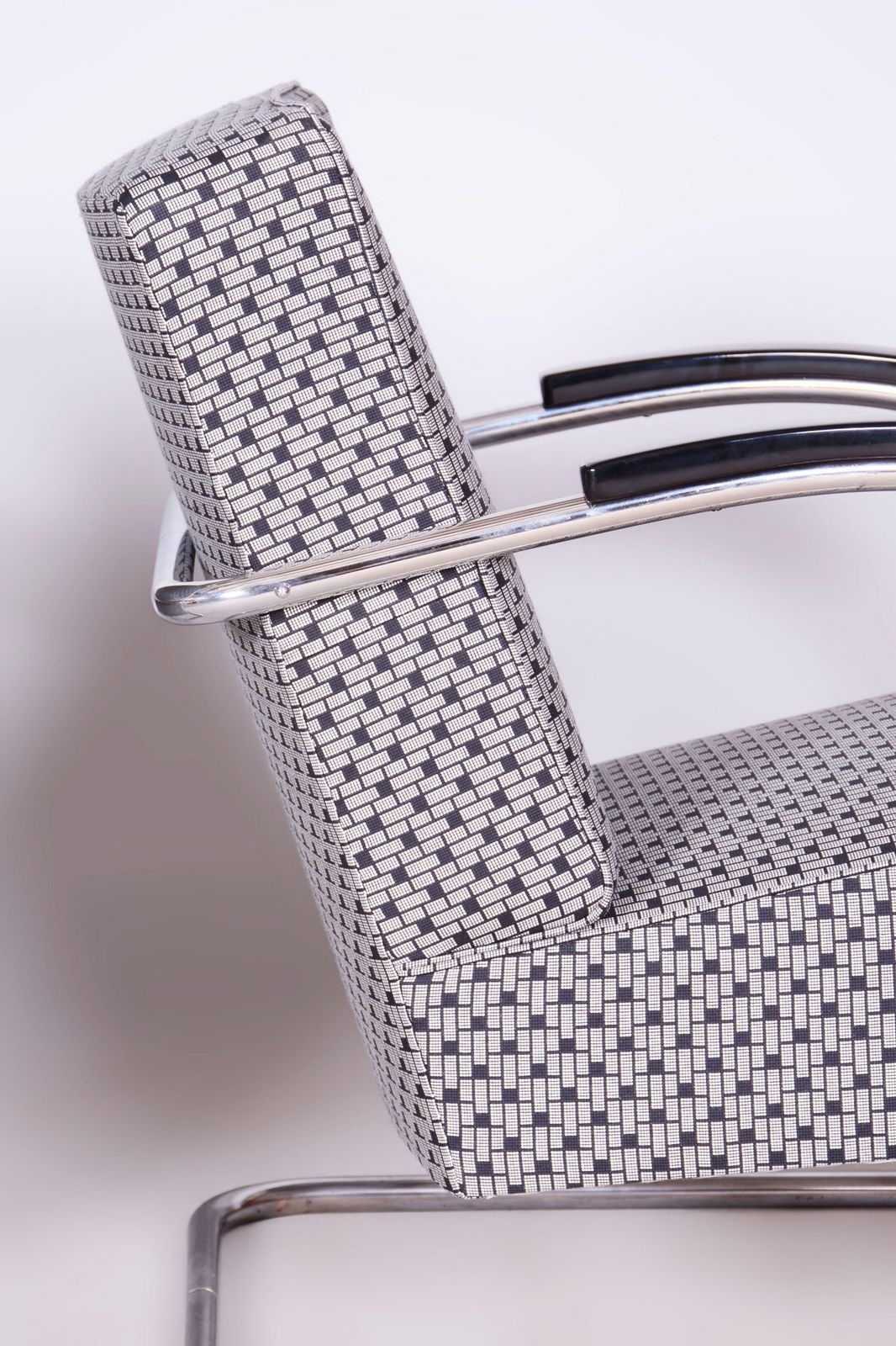 Pair Of Restored Bauhaus Armchairs, By Mücke Melder, Chrome, Czech, 1930s photo vintage