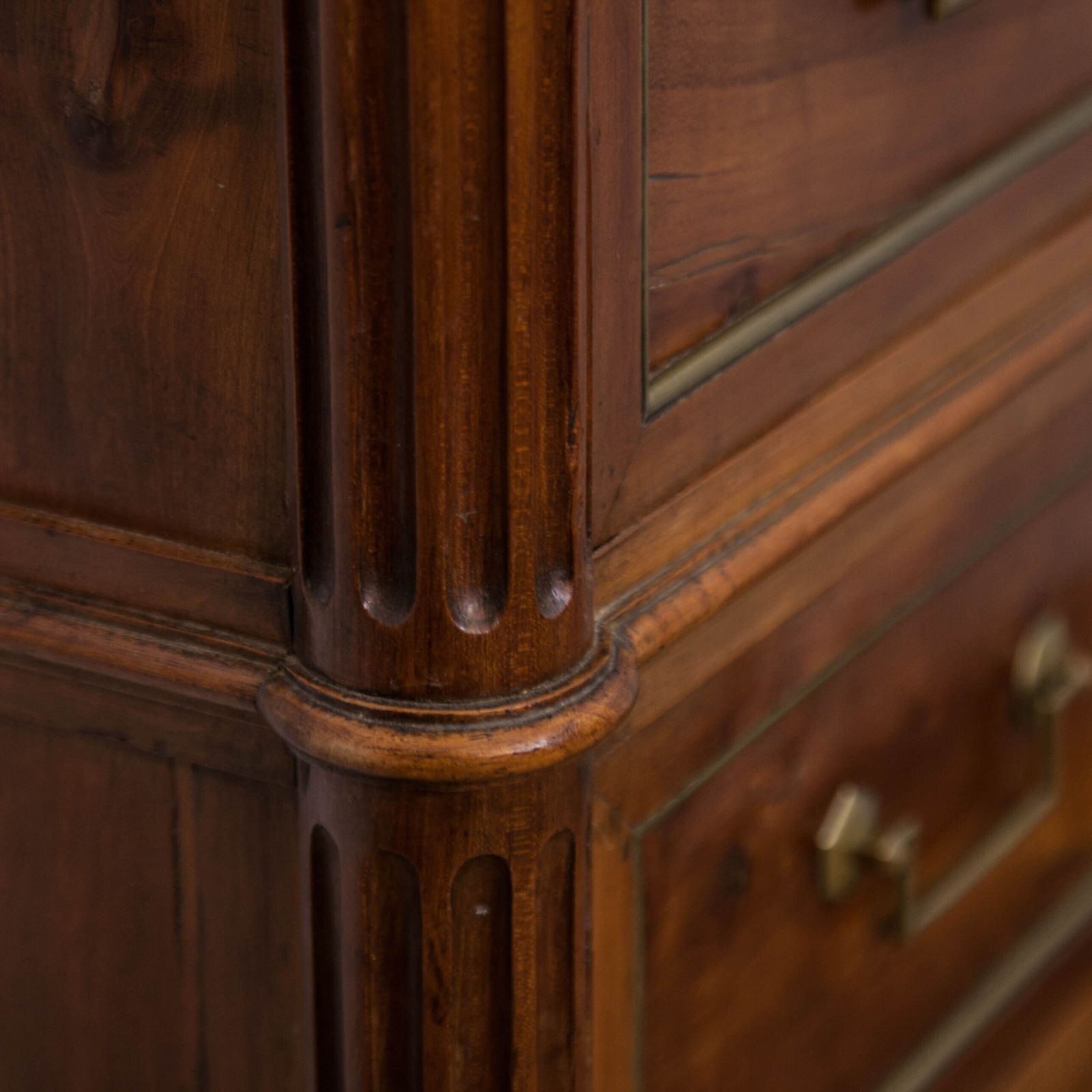 Chest Of Drawers photo vinterior