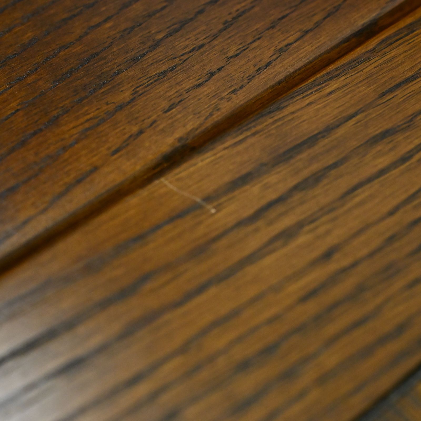 photo vintage Old Charm Richmond Oak Extending Dining Table Light Oak Finish Free Uk Delivery