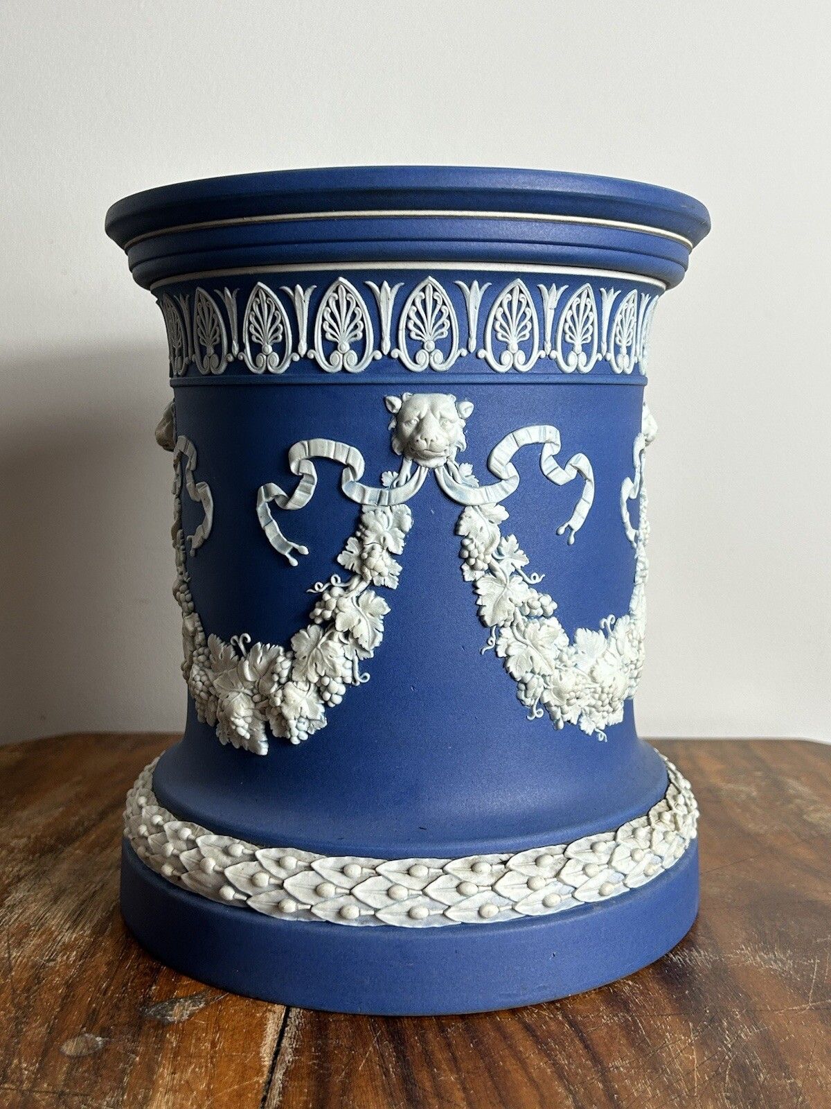 Wedgwood Jasperware Pedestal Vase Stand Early 19thc Rare Antique 21cm photo furniture