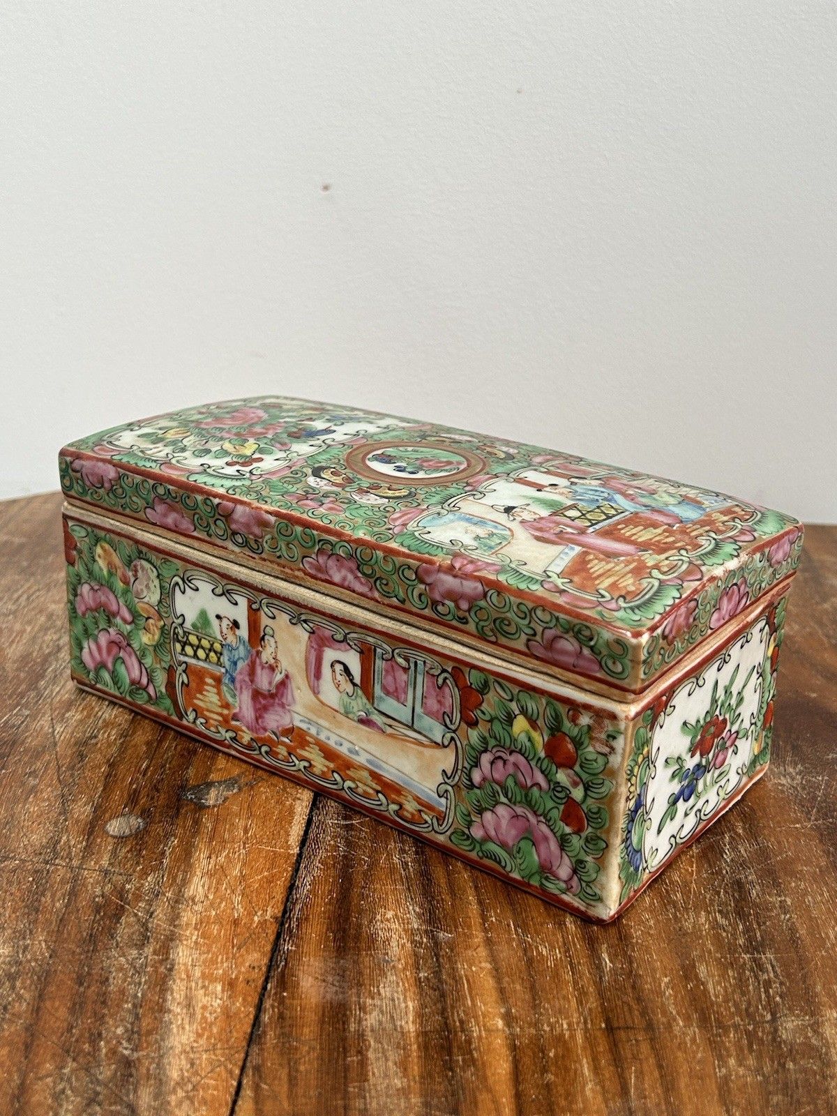 Chinese Export Famille Rose Brush Box Rose Mandarin 20thc Antique photo furniture