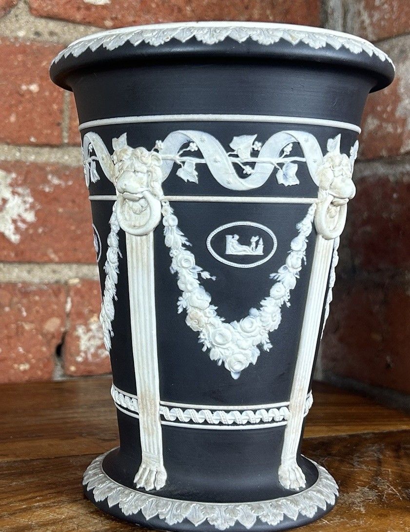 Wedgwood Blue Jasperware Monopodia Planter Vase 19cm Classical Elegant photo 349.0