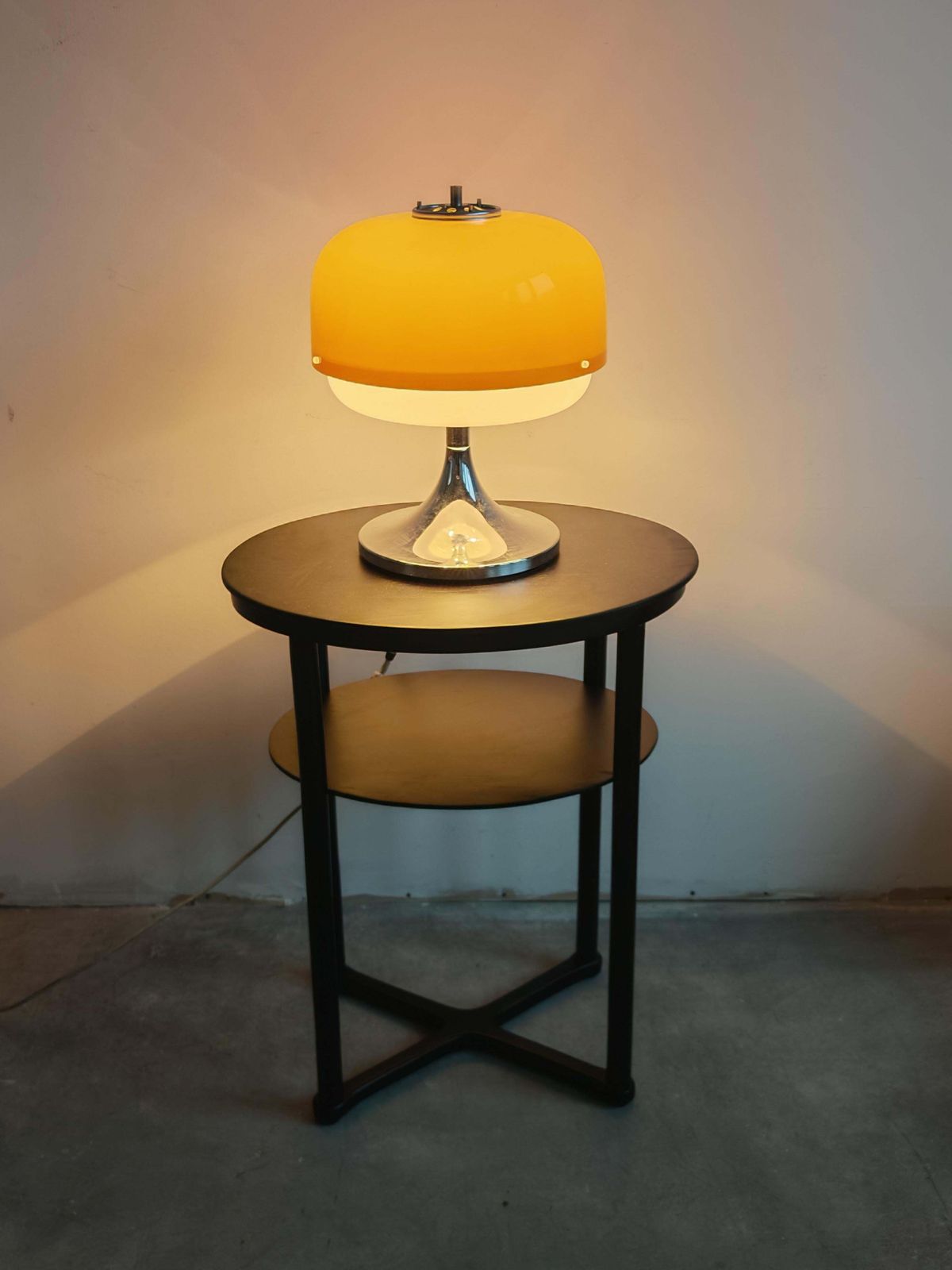 Mid Century Modern Table Lamp "Medusa" By Luigi Massoni For Harvey Guzzini photo furniture