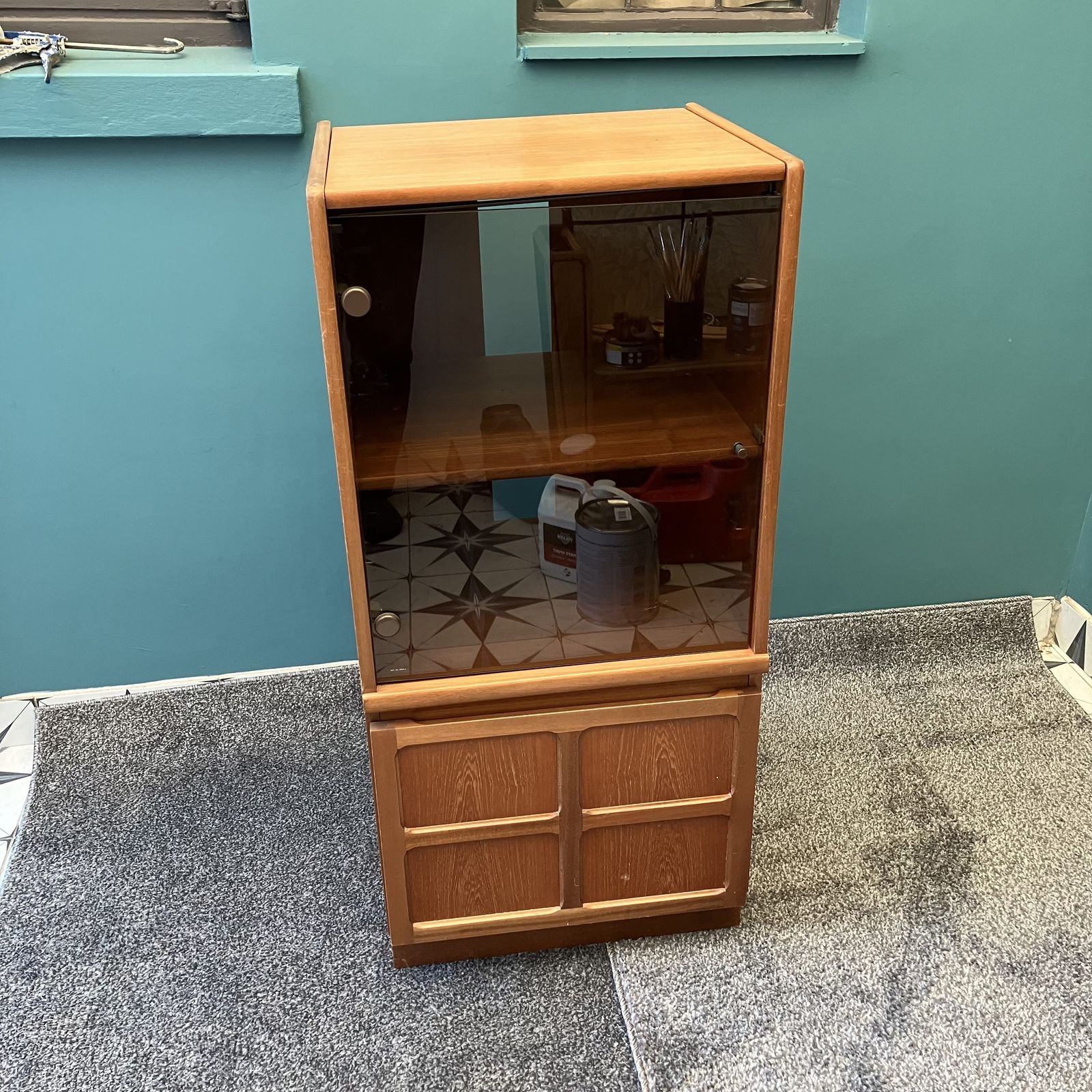 A Mid Century Nathan Teak Hifi Or Drinks Cabinet With Lift Up Top Made By Parker Knoll