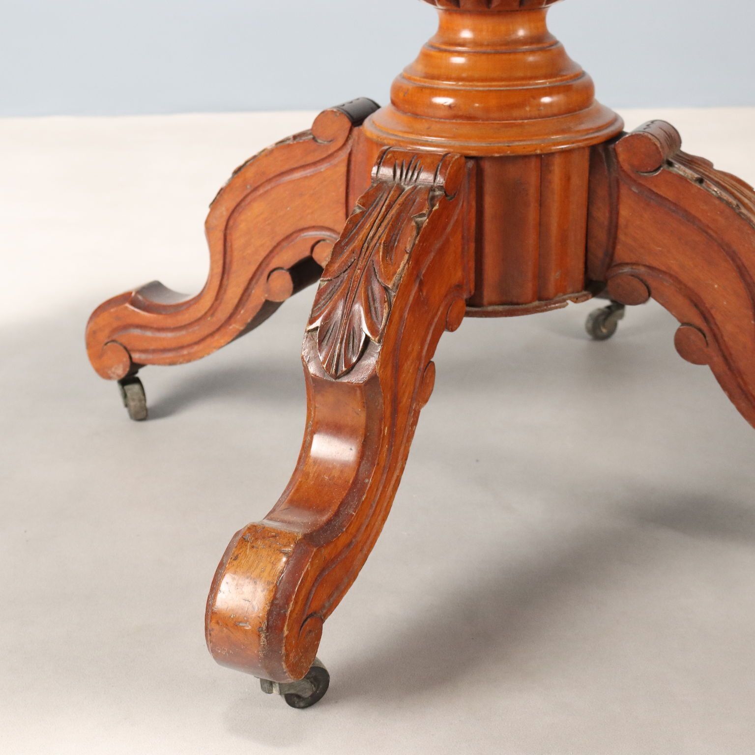 photo furniture Antique Coffee Table Mahogany Italy Mid XIX Century