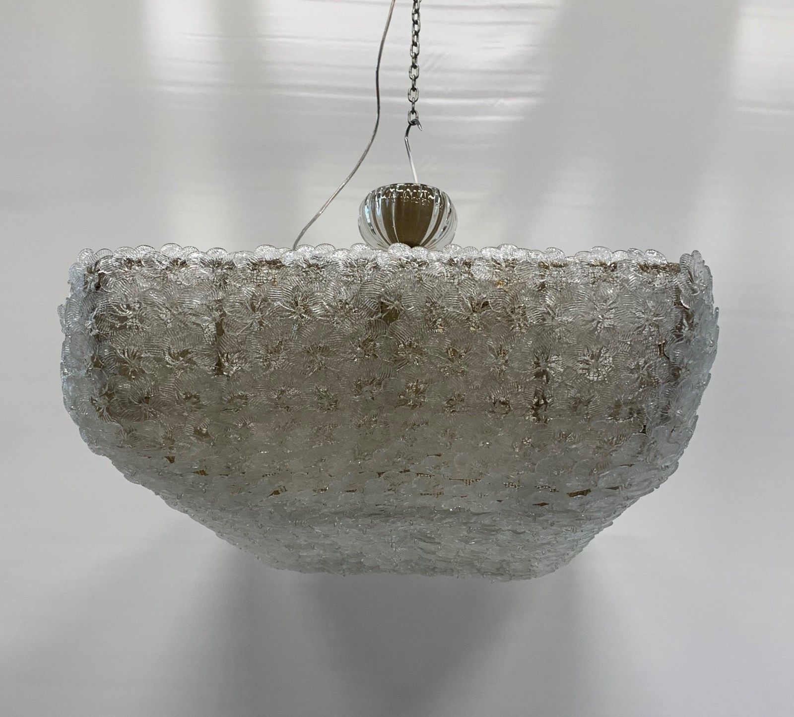 photo vintage Chandelier Created By Enrico Neri&C.Snc With Murano Flowers Made In Italy