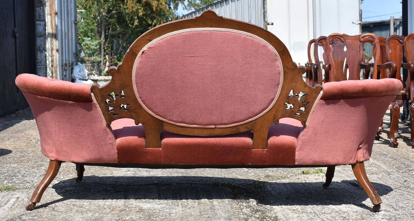 Victorian Walnut Sofa photo Furniture