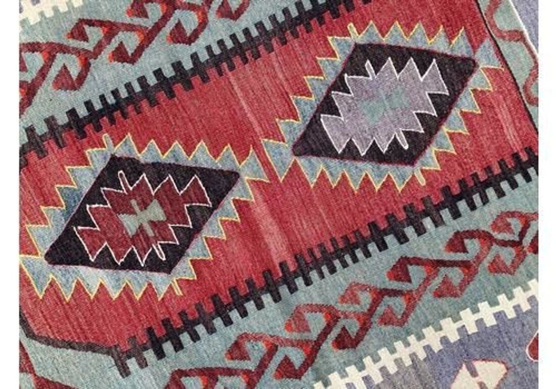 Vintage Anatolian Kilim 1.19m X 1.01m photo vinterior