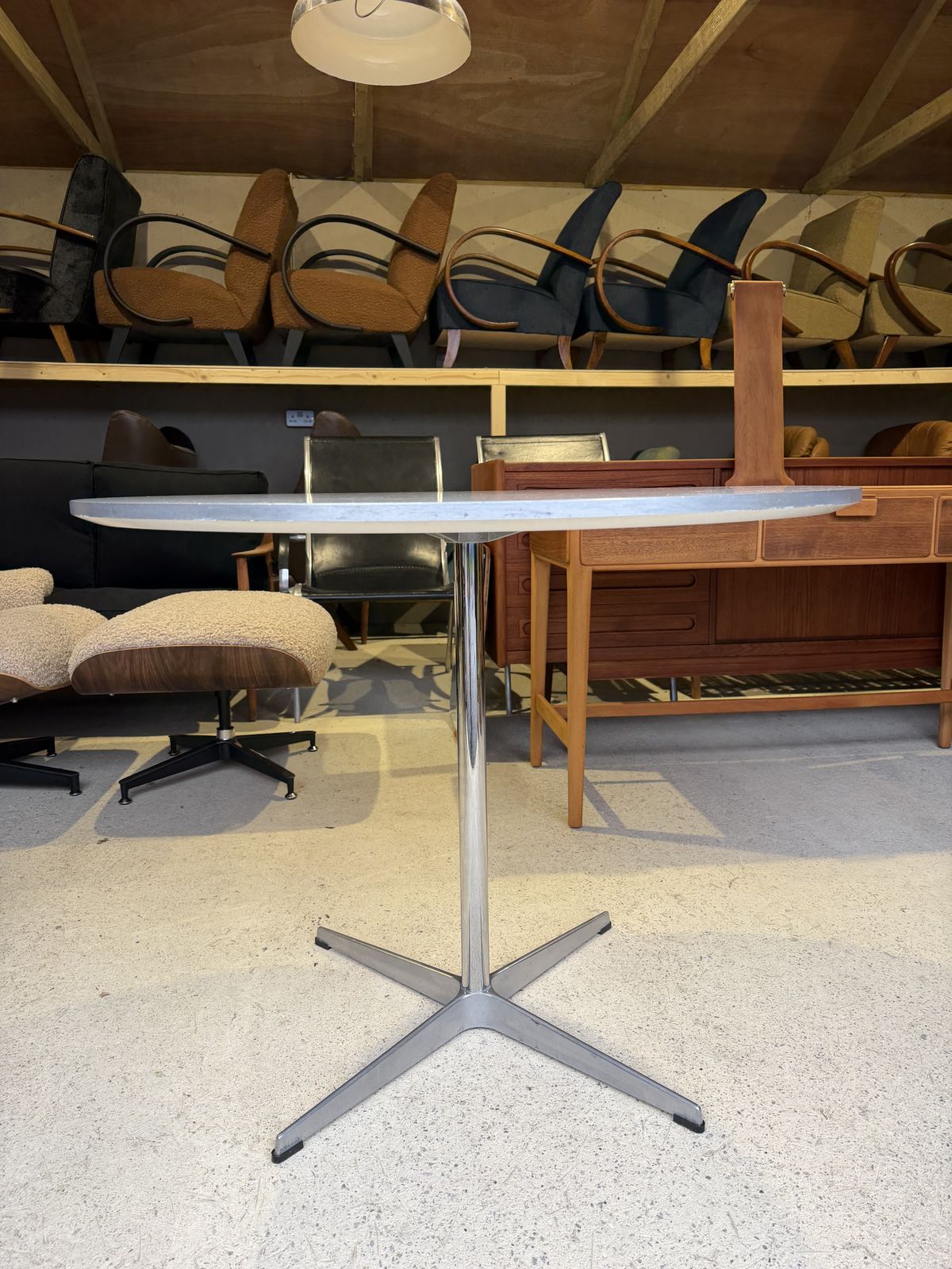 photo for sale Mid Century Teak Round Dining Table By Arne Jacobsen For Fritz Hansen 1950s