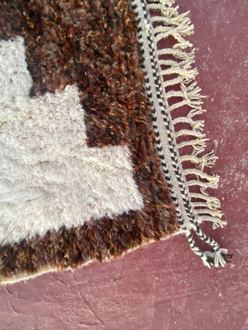 Large Moroccan Shaggy Rug, Brown & Cream Chevron Pattern, High Pile Wool (300x200cm) photo furniture