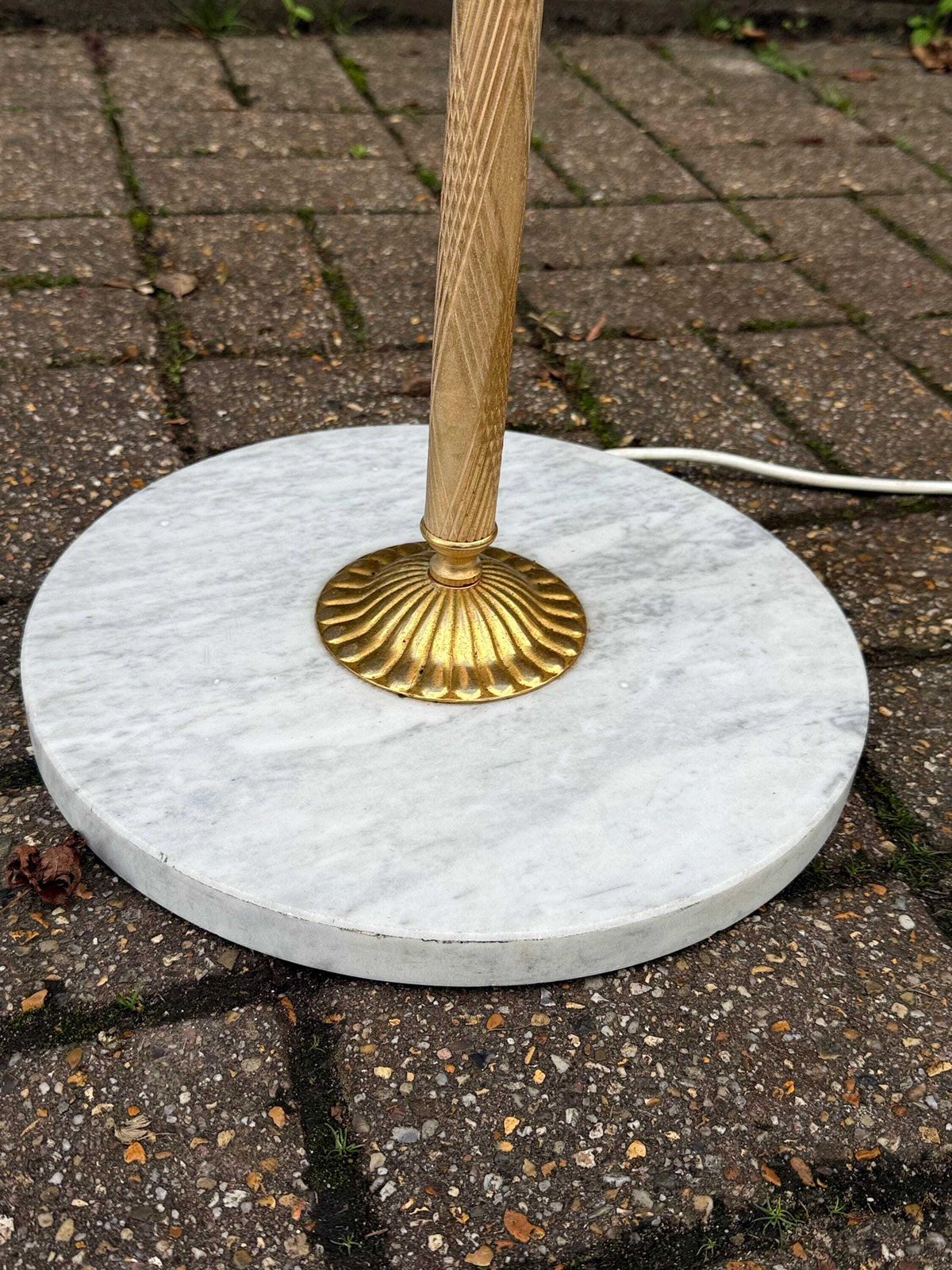 photo for sale Vintage 1970s/80s Brass And Marble Floor Lamp With White Stone Detail Hollywood Regency   Working Pat Tested