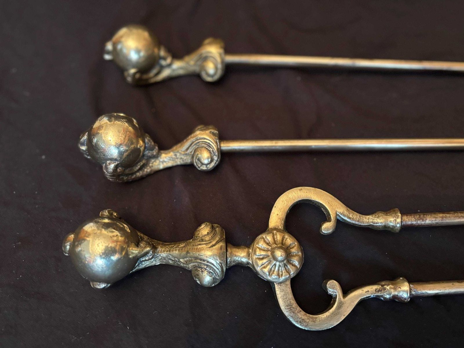Large Antique Solid Brass Ball & Claw Fireside Companion / Tool Set photo vinterior