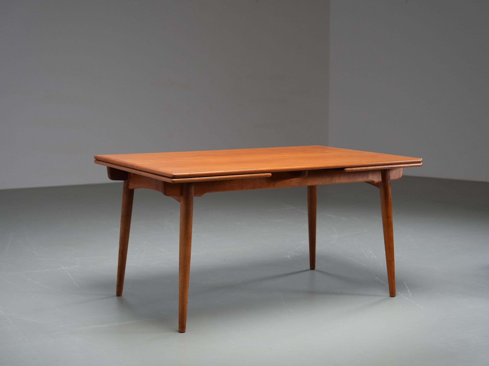 Hans Wegner Teak En Eiken Eettafel 312 Voor Andreas Tuck, Denemarken, Jaren 1960 photo Meubels
