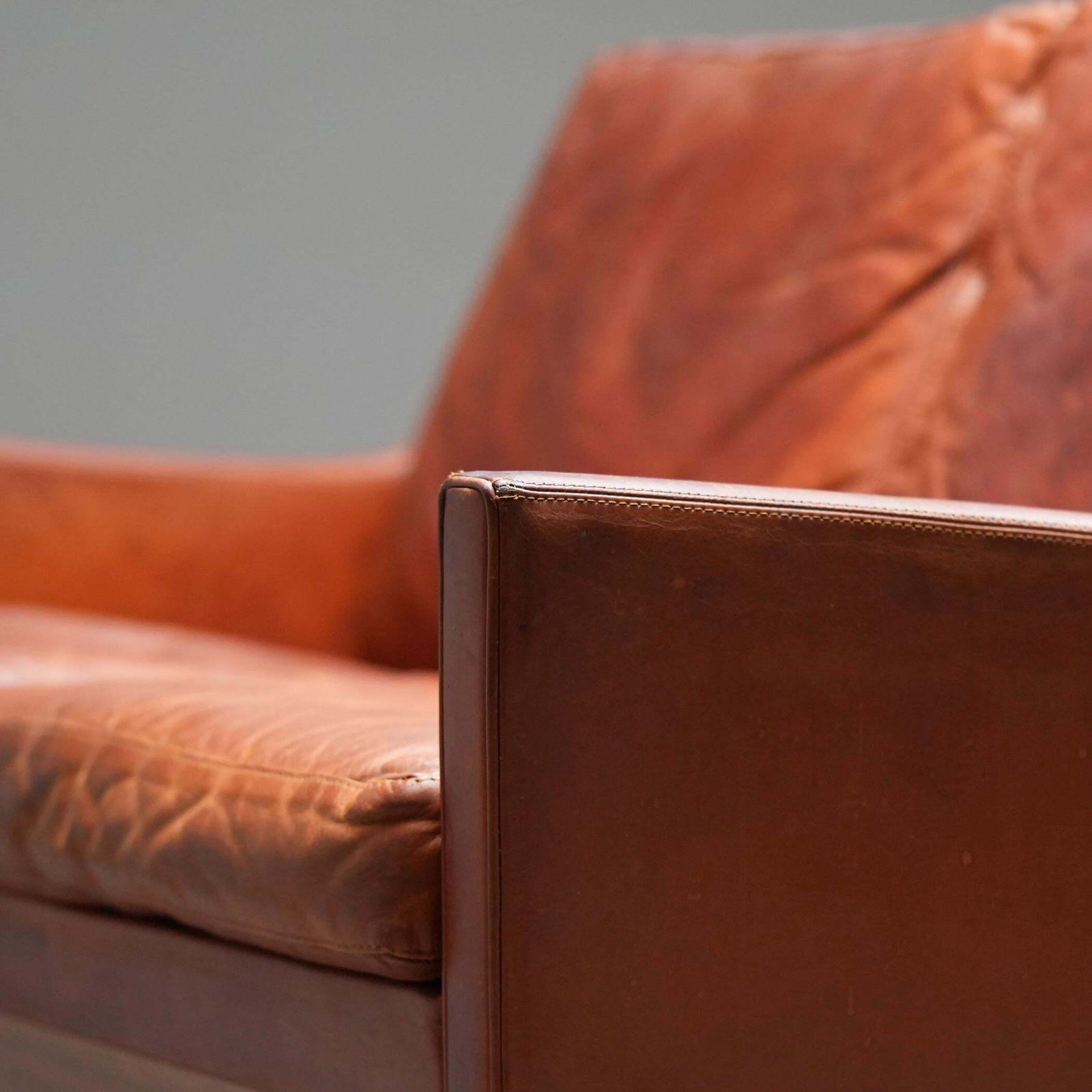photo vinterior Kai Lyngfeldt Larsen 2 Seat Sofa In Cognac Patinated Leather, Denmark, 1960’s