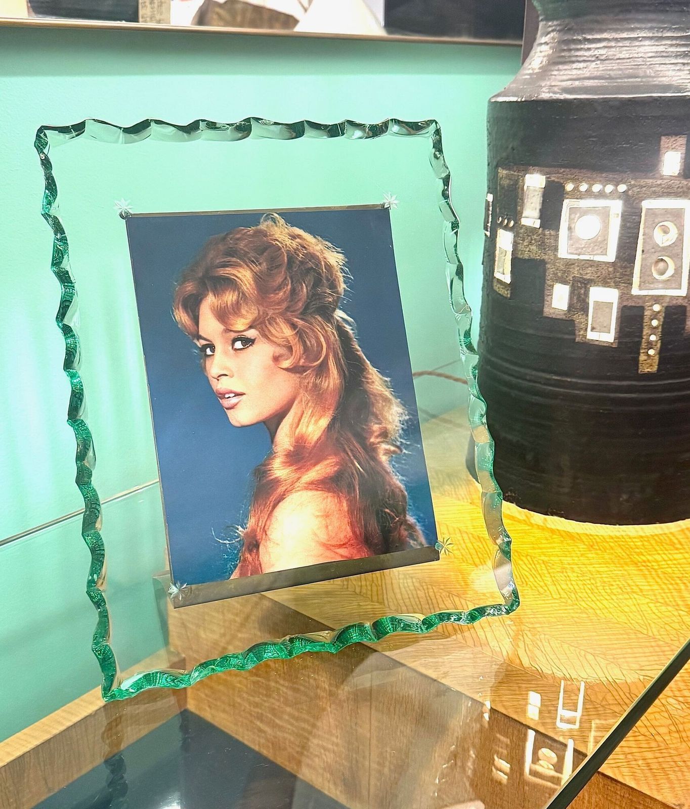 photo for sale A 1930s Glass And Brass Picture Frame Attributed To Pietro Chiesa For Fontana Arte