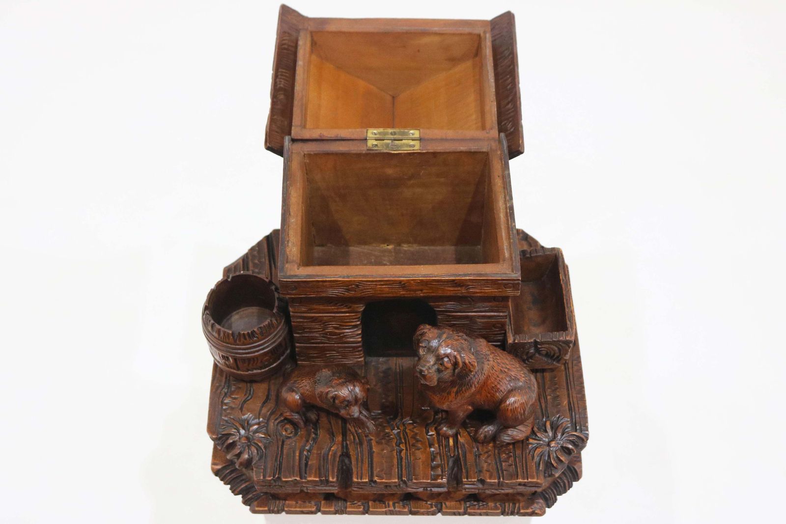 Rare Swiss Black Forest 19th Century Humidor / Tobacco Box Saint Bernard Dogs photo vintage