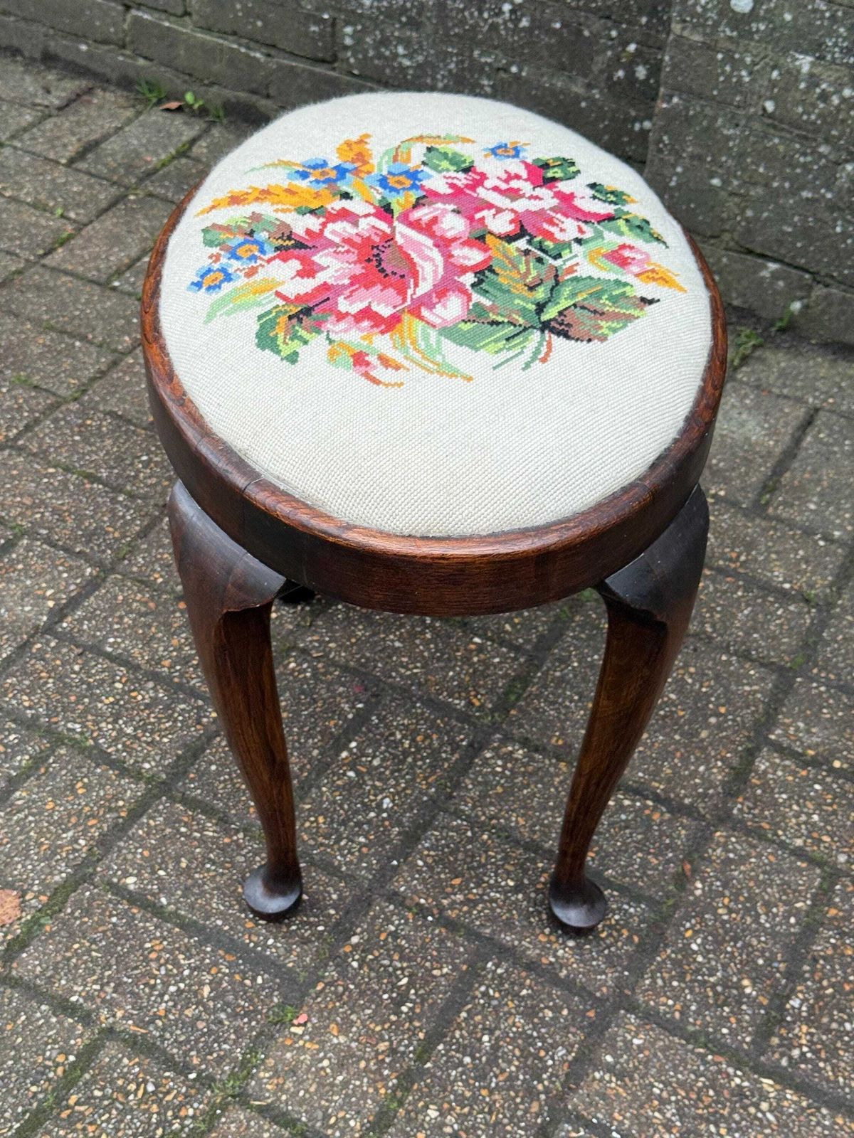 Vintage Circa 1950s Queen Anne Tapestry Footstool With Floral Needlepoint And Dark Oak Frame photo buy