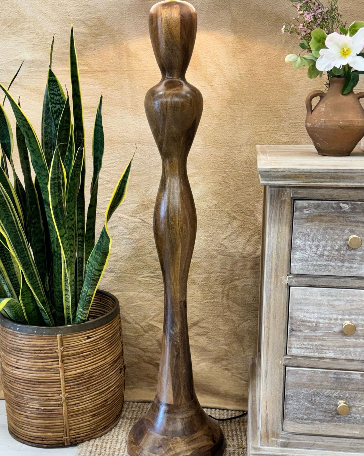 Handcrafted Mango Wood Floor Lamp With Linen Shade – Polished Finish photo Lighting