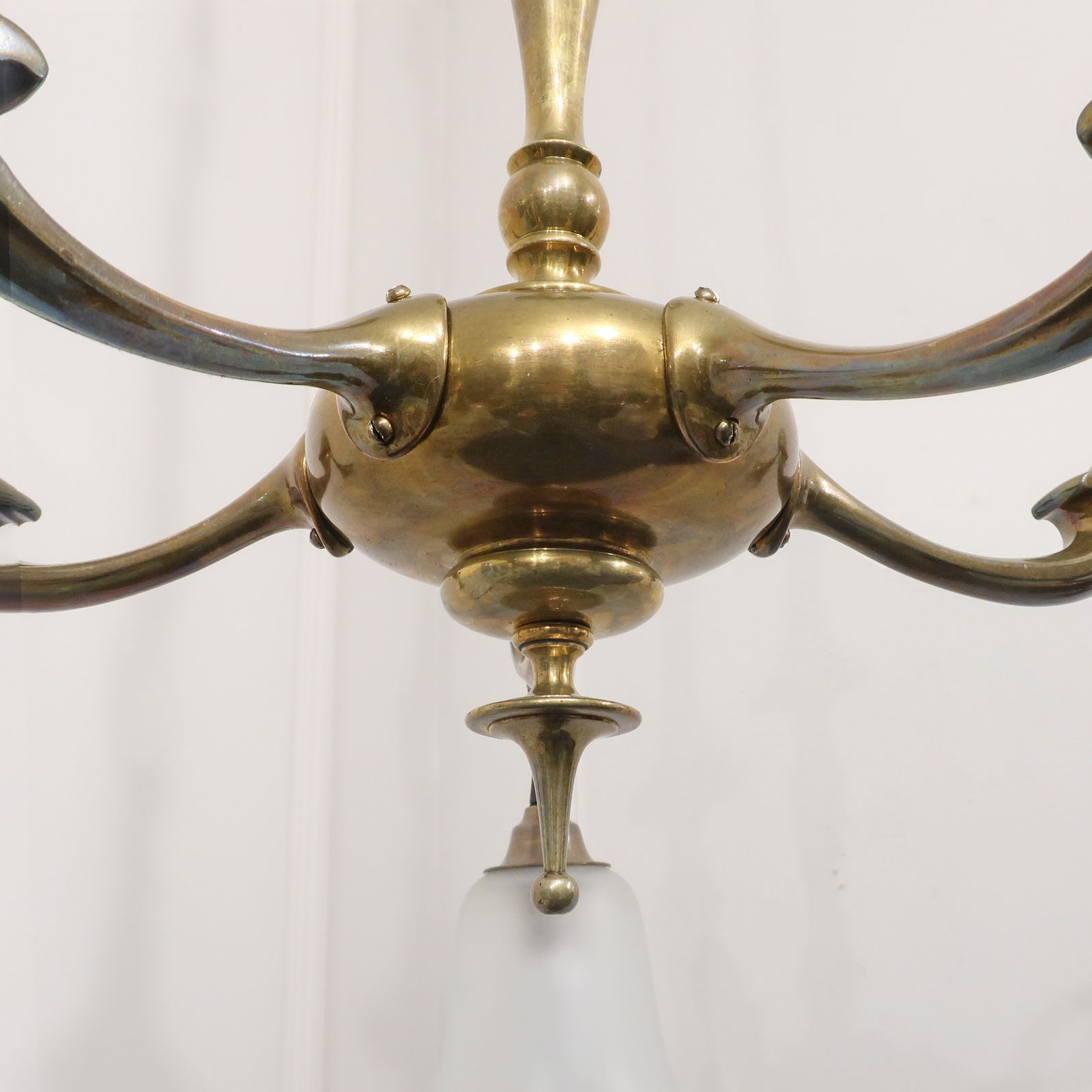 photo vinterior Art Nouveau Cast Bronze Chandelier With Frosted Glass Shades