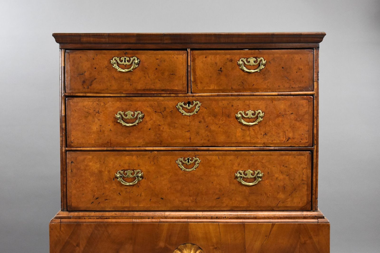 George III Burr Walnut Chest On Stand photo vinterior