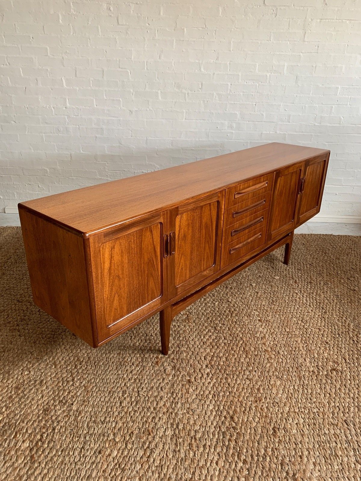 photo vinterior Mid Century Teak Sideboard By G Plan – C. 1960s