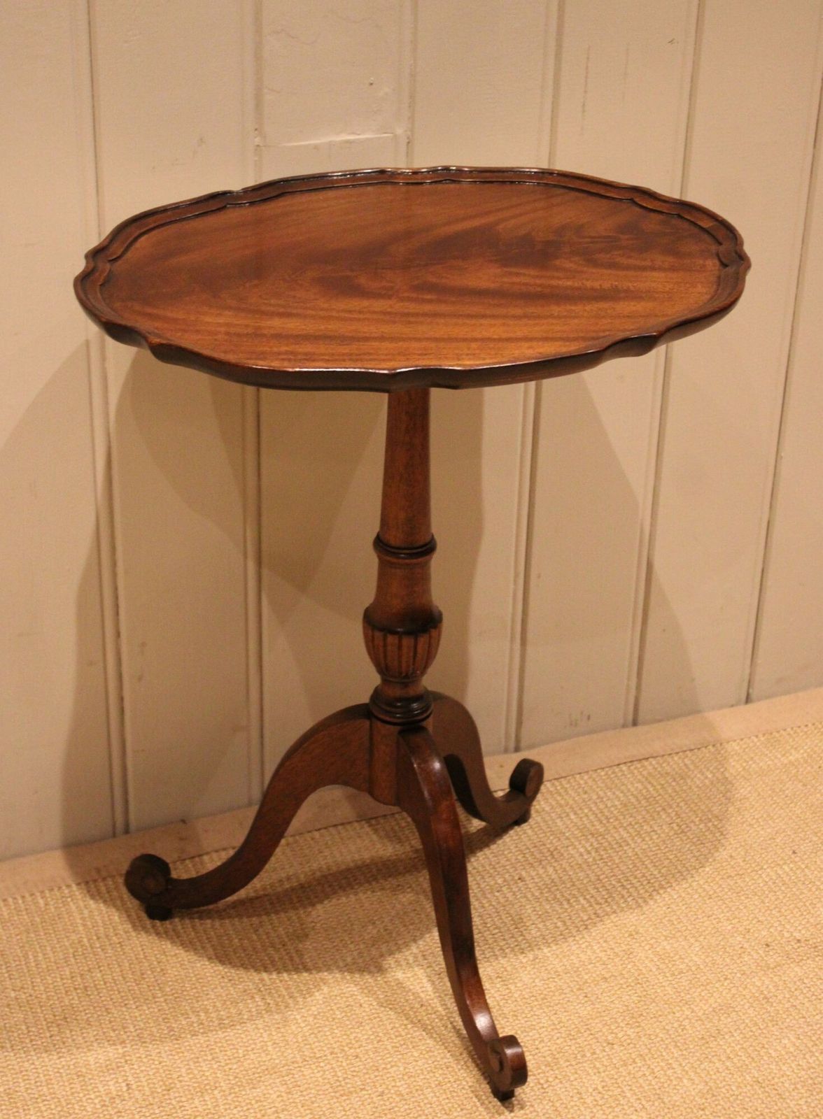 Mahogany Oval Top Wine Table, 1930s photo 225.0
