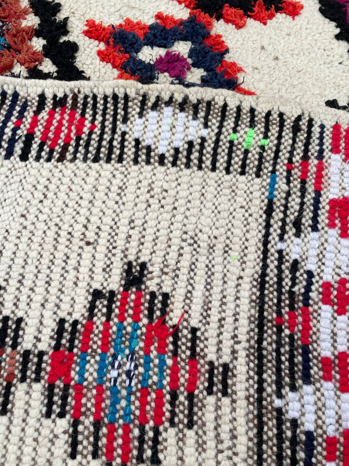 photo furniture Beautiful Moroccan Vintage Beni Ourain Rug 90x180 Cm, Berber Moroccan Boucherouite Carpet, Moroccan Azilal Rug