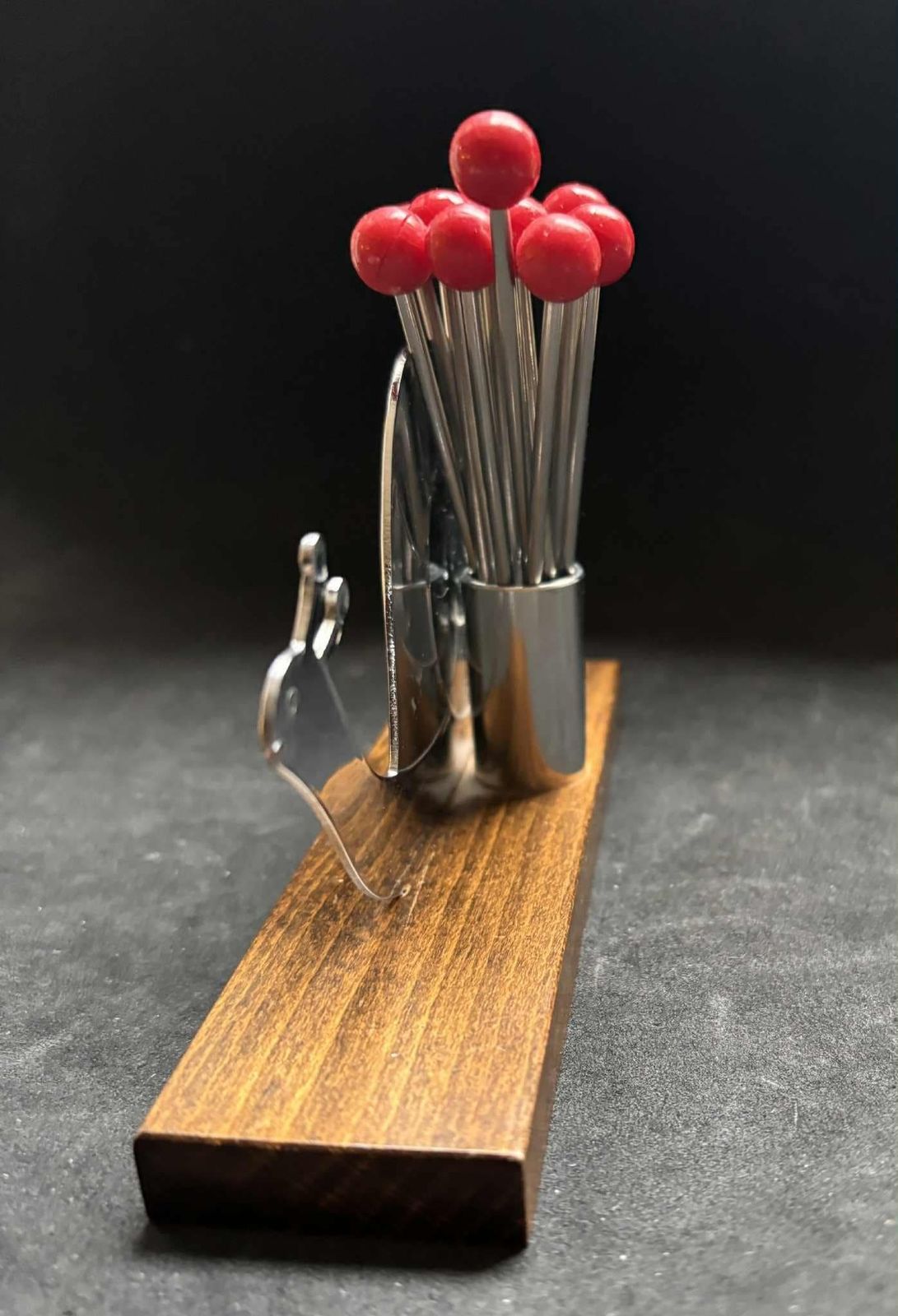Vintage Franse slakken cocktailprikkers set – chroom en bakeliet barware photo vinterior