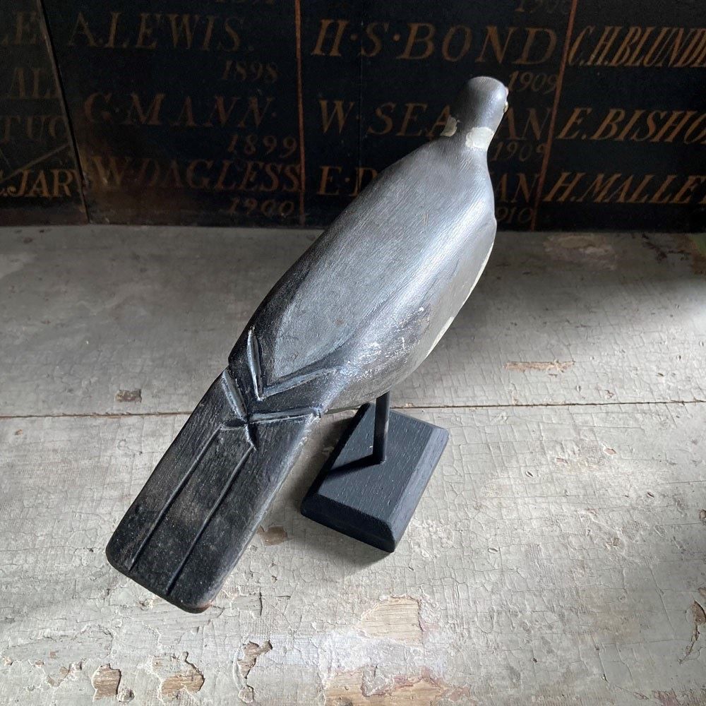 Vintage Decoy Wood Pigeon, 1930s photo vinterior